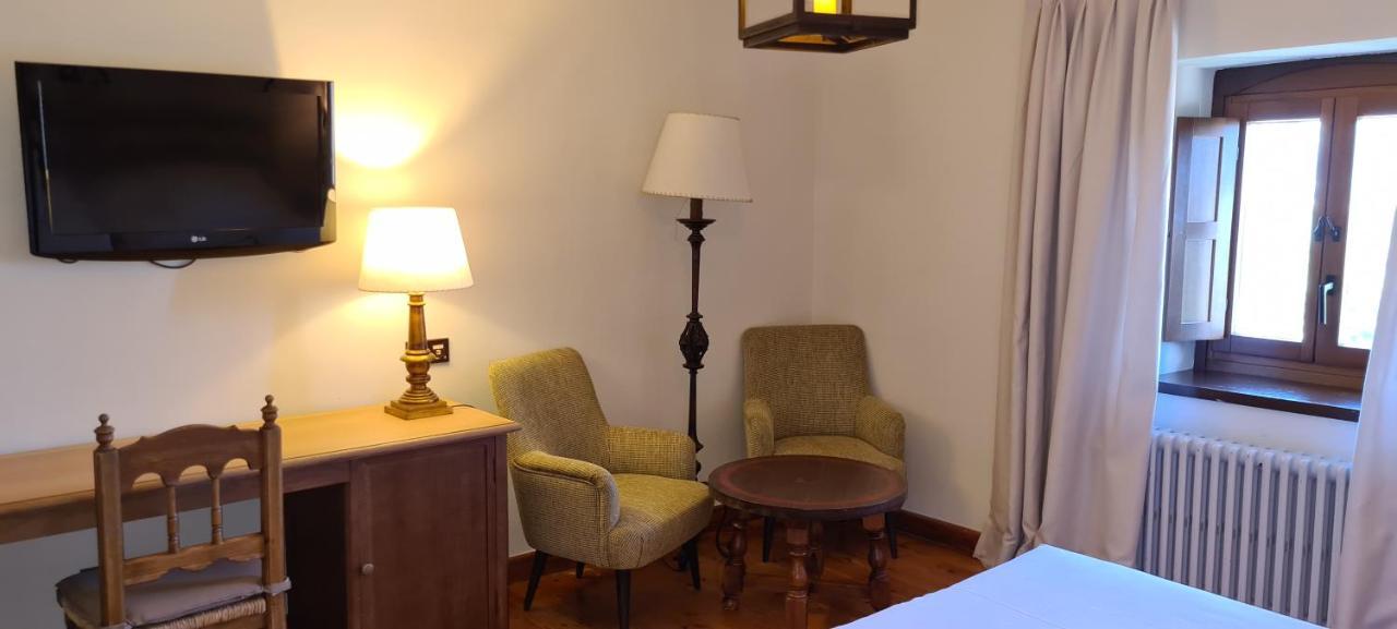 Parador De Gredos Navarredonda de Gredos Dış mekan fotoğraf